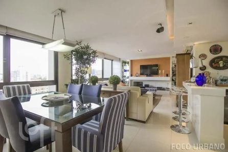 Apartamento com 3 Quartos à venda, 134m² no Rio Branco, Porto Alegre