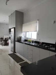Casa de Condomínio com 4 Quartos à venda, 192m² no Vila Guedes, Jaguariúna