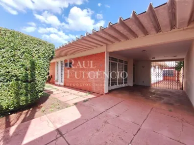 Casa com 3 Quartos para alugar, 271m² no Canadá, Londrina