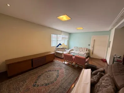 Sobrado com 3 Quartos para alugar, 180m² no Vila Central, São Paulo
