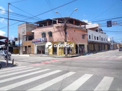 Casa com 4 Quartos à venda, 264m² no Montese, Fortaleza