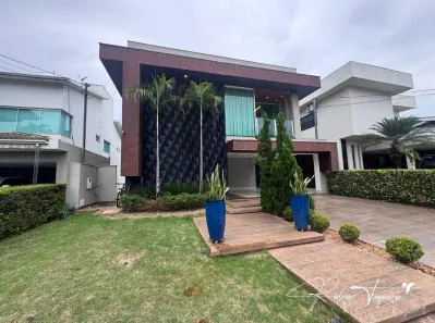 Casa de Condomínio com 4 Quartos à venda, 338m² no Jardins Madri, Goiânia