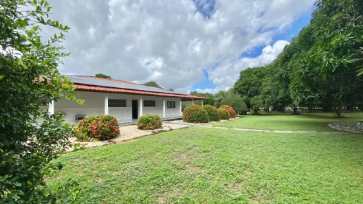 Fazenda/Sítio com 4 Quartos à venda, 389m² no Santana, Teresina