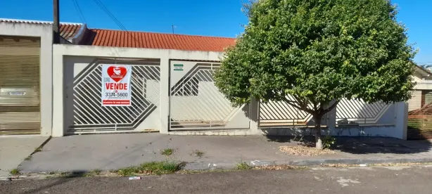 Casa com 4 Quartos à venda, 180m² no Santa Mônica, Londrina
