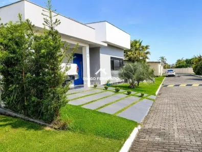 Casa com 3 Quartos à venda, 180m² no Campeche, Florianópolis