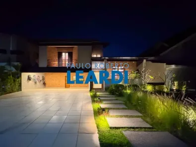 Casa de Condomínio com 4 Quartos à venda, 385m² no Alphaville, Santana de Parnaíba