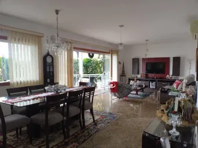 Casa com 4 Quartos à venda, 600m² no Piratininga, Niterói