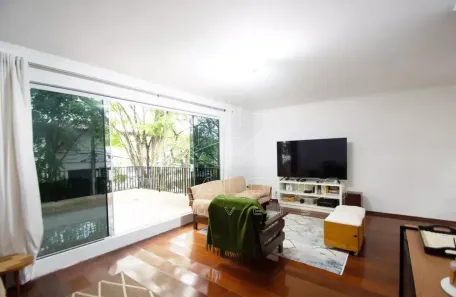 Casa com 3 Quartos à venda, 220m² no Vila Madalena, São Paulo