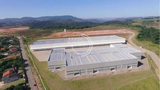 Galpão/Depósito/Armazém para alugar, 2371m² no Pinhal, Cabreúva