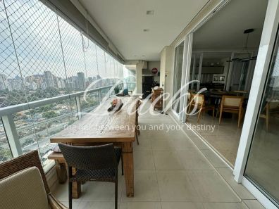 Apartamento com 3 Quartos à venda, 233m² no Campo Belo, São Paulo