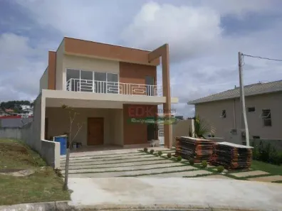 Casa de Condomínio com 3 Quartos à venda, 211m² no Condomínio Residencial Fogaça, Jacareí