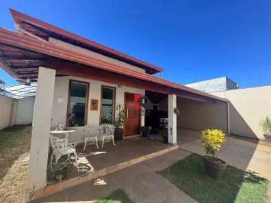 Casa com 4 Quartos à venda, 213m² no Lundcea, Lagoa Santa