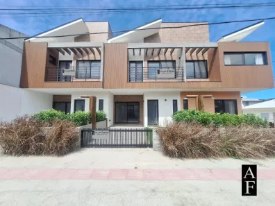 Sobrado com 2 Quartos à venda, 83m² no Pinguirito, Garopaba