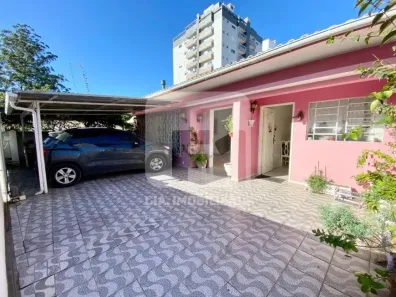 Casa com 5 Quartos à venda, 339m² no Canto, Florianópolis