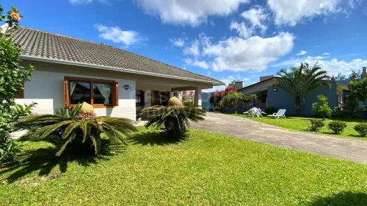 Casa com 3 Quartos à venda, 240m² no Jardim Olívia, Arroio do Sal