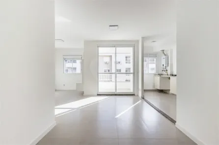 Apartamento com 2 Quartos para venda ou aluguel, 65m² no Farrapos, Porto Alegre