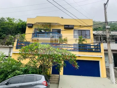 Casa com 4 Quartos à venda, 480m² no São Francisco, Niterói