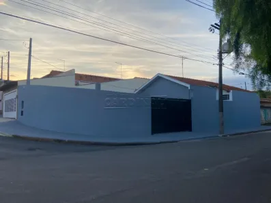 Casa com 2 Quartos à venda, 77m² no Parque Delta, São Carlos