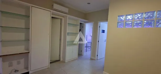 Sala Comercial para alugar, 49m² no Federação, Salvador