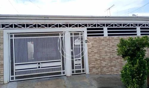Casa com 3 Quartos à venda, 100m² no Centro, Marília