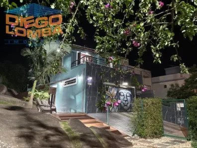 Casa com 3 Quartos à venda, 190m² no Cachoeira do Bom Jesus, Florianópolis