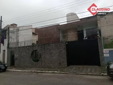 Casa com 3 Quartos à venda, 178m² no Jardim Piqueroby, São Paulo