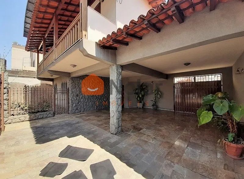 Casa com 3 quartos — Palmares, Belo Horizonte