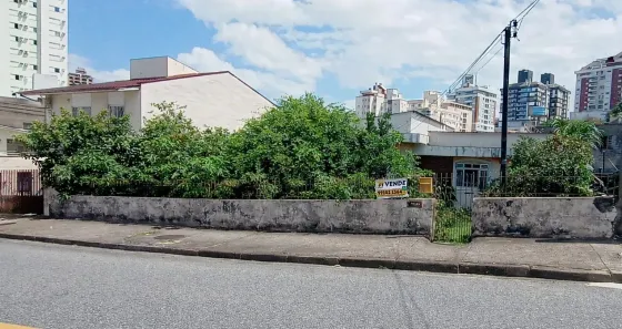 Lote/Terreno à venda, 393m² no Canto, Florianópolis