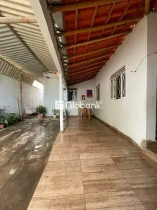 Casa com 3 Quartos à venda, 90m² no João Botelho, Montes Claros