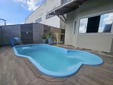 Casa com 3 Quartos à venda, 148m² no Costa e Silva, Joinville
