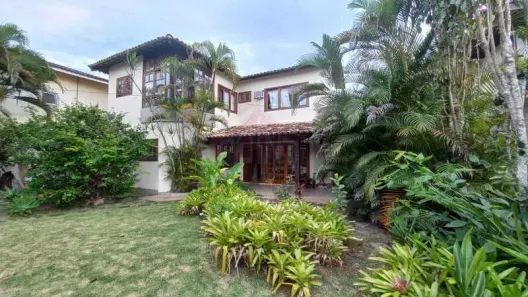 Casa de Condomínio com 4 Quartos à venda, 270m² no Badu, Niterói