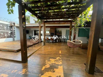 Casa com 3 Quartos à venda, 286m² no Cidade Jardim, Uberlândia
