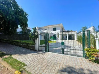 Sobrado com 7 Quartos para alugar, 910m² no Vila Mendonça, Araçatuba