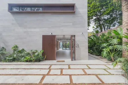 Casa com 4 Quartos para venda ou aluguel, 420m² no Jardim Paulista, São Paulo