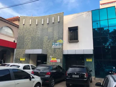Prédio Comercial para alugar, 480m² no Cabral, Teresina
