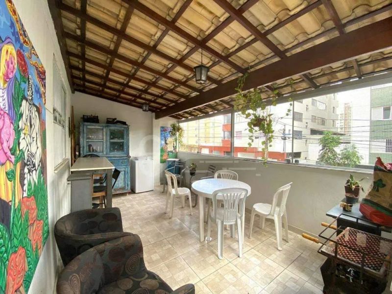 Casa com 3 quartos — Castelo, Belo Horizonte