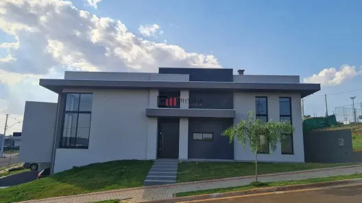 Casa de Condomínio com 3 Quartos à venda, 224m² no Gleba Simon Frazer, Londrina