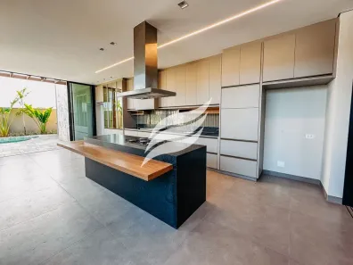 Casa de Condomínio com 3 Quartos à venda, 215m² no Alvorada, Araçatuba