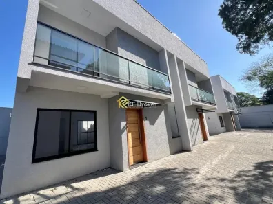 Sobrado com 3 Quartos à venda, 113m² no Tingui, Curitiba