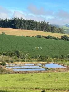 Fazenda/Sítio com 2 Quartos à venda, 80m² no Centro, Pouso Alegre