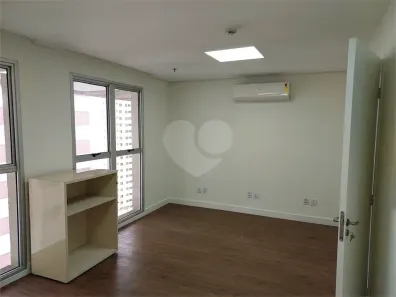 Sala Comercial à venda, 88m² no Santana, São Paulo