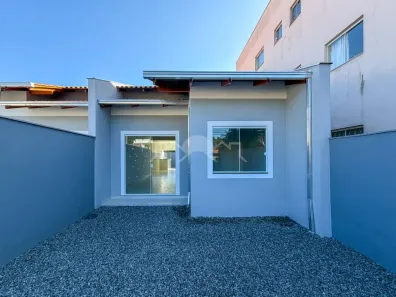 Casa com 3 Quartos à venda, 68m² no Parque Guarani, Joinville