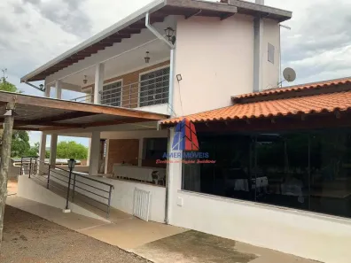 Fazenda/Sítio com 3 Quartos à venda, 270m² no Loteamento Hélico, Santa Bárbara D'Oeste
