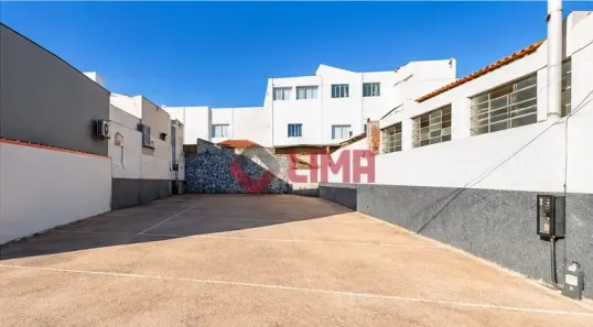 Lote/Terreno para alugar, 242m² no Centro, Bauru
