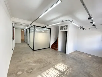 Imóvel Comercial com 9 Quartos para alugar, 262m² no Sumarezinho, São Paulo