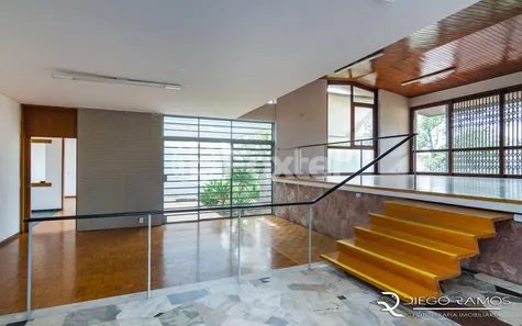 Casa com 4 Quartos à venda, 1820m² no Menino Deus, Porto Alegre