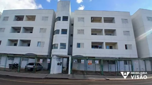 Apartamento com 2 Quartos para alugar, 110m² no Santa Maria, Uberaba