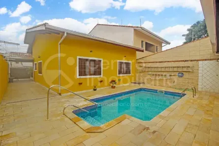 Casa com 3 Quartos à venda, 149m² no , Peruíbe