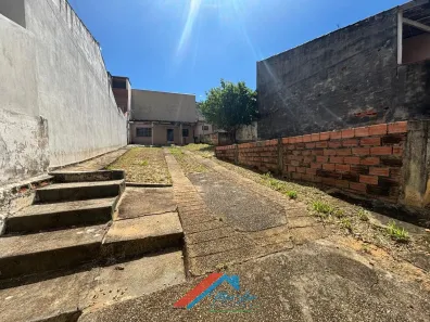 Lote/Terreno à venda, 300m² no Vila Trujillo, Sorocaba