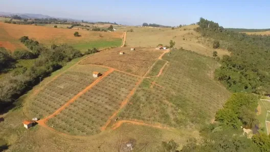 Fazenda/Sítio com 2 Quartos à venda, 200m² no Zona Rural, Morungaba